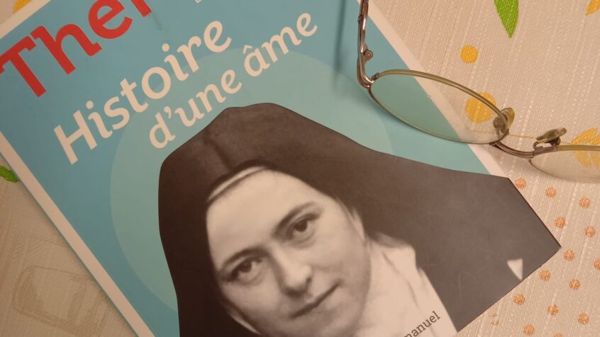 Avec « Histoire d&rsquo;une âme », page après page, connaître Thérèse de Lisieux