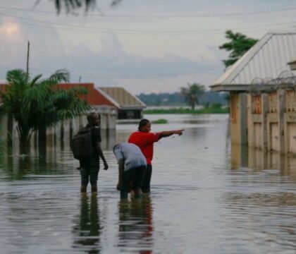 Le Pape prie pour les victimes des inondations au Nigeria