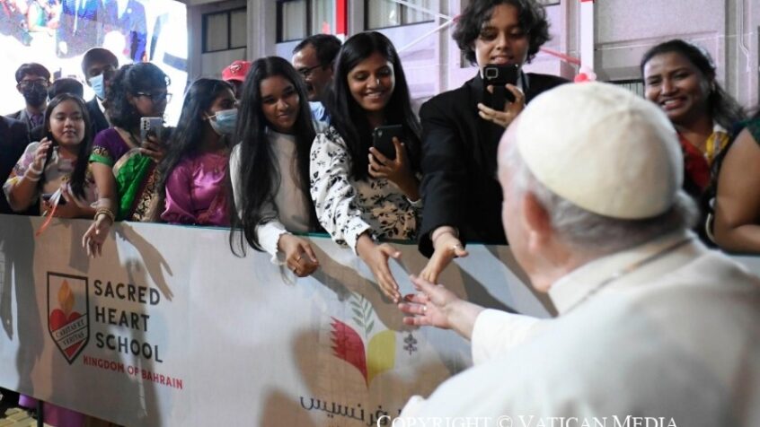 Que retenir du voyage du pape François à Bahreïn ?