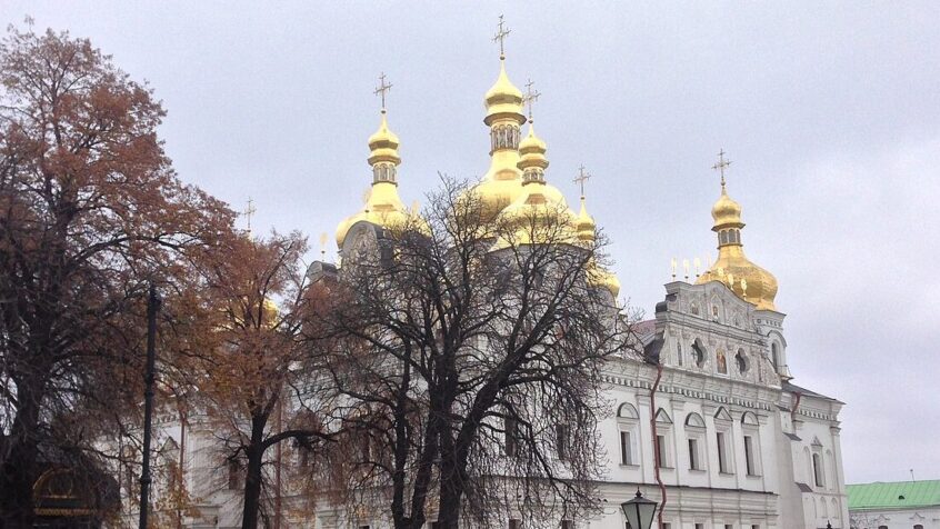 L’Ukraine cherche à interdire l’Eglise affiliée à Moscou