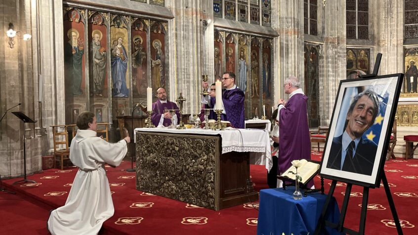 L&rsquo;église du Sablon (Bruxelles) a accueilli une messe à la mémoire de David Sassoli
