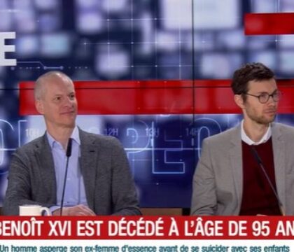Décès de Benoît XVI : émission sur LN 24, avec deux journalistes de CathoBel
