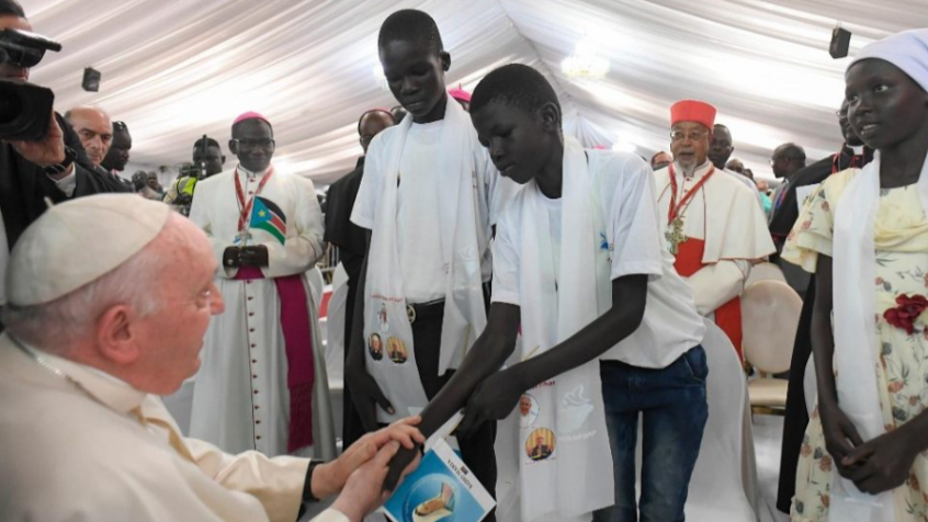 « Assez de destructions, c’est l’heure de la construction ! », telle est l&rsquo;exhortation du pape François au peuple sud-soudanais