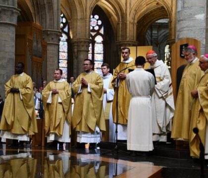 L&#8217;Archidiocèse de Malines-Bruxelles compte trois nouveaux prêtres : revivez leur ordination en images !