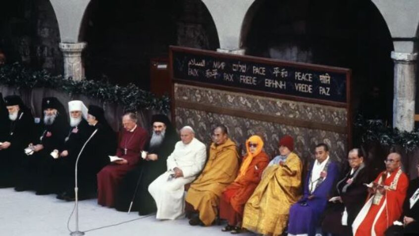 Assise 1986 – Première rencontre interreligieuse pour prier ensemble pour la paix (podcast) 