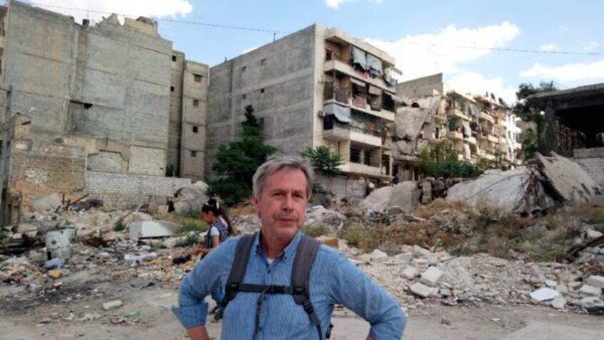 « Heureusement que nous sommes encore en vie »: la vie à Alep après le séisme par Bernard Keutgens