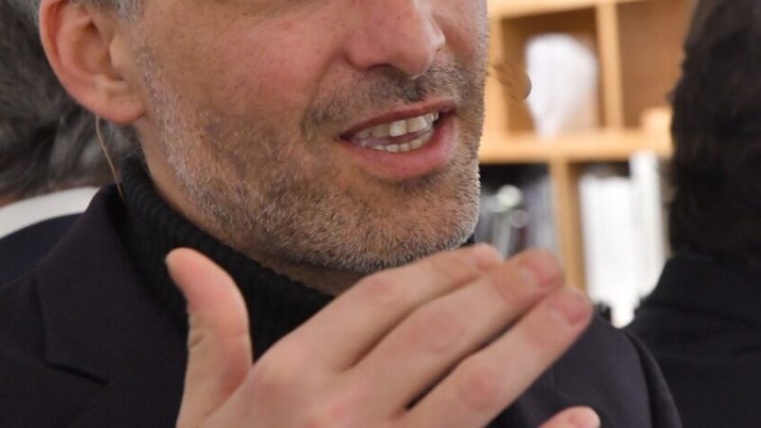 Raphaël Glucksmann: « Le problème? C’est les meubles! »