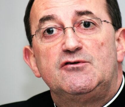 Mgr Guy Harpigny: « si on compte ceux qui adhèrent, on va encore pleurer pendant cinquante ans »