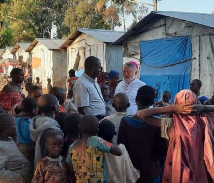 Mgr Kockerols lance un appel urgent pour les déplacés de Goma