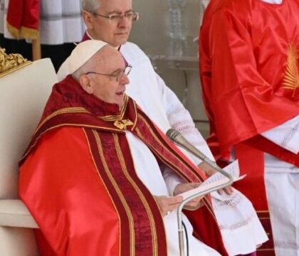 Pour la messe des Rameaux, le pape revient sur la question: « Mon Dieu, mon Dieu, pourquoi m&rsquo;as-tu abandonné? »
