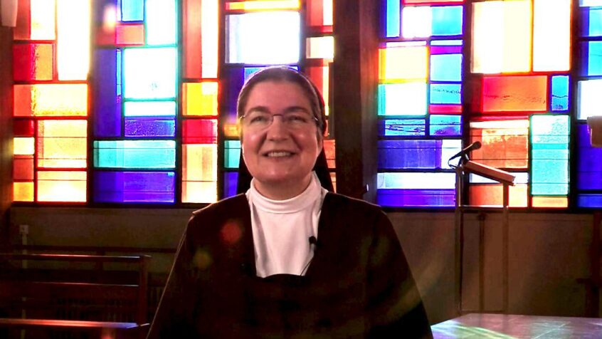 Pour « Objectif Pâques », chaque jour une nouvelle vidéo avec les religieuses du Carmel!