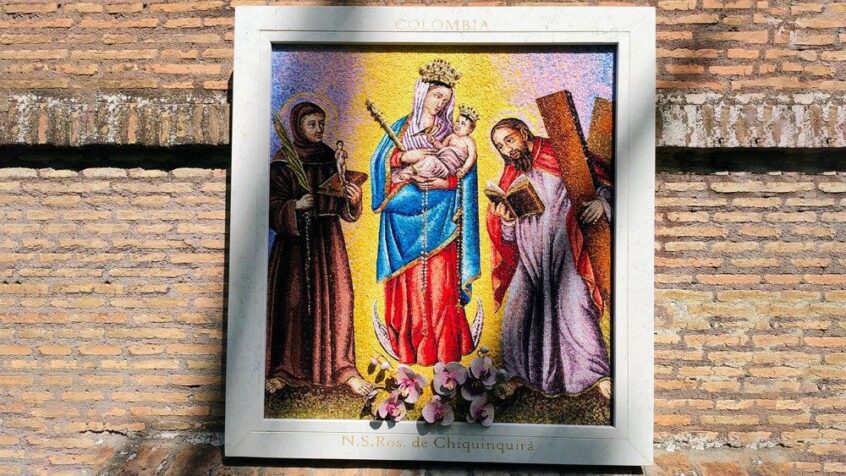 Mai avec Marie: l&rsquo;art et la foi dans les jardins du Vatican