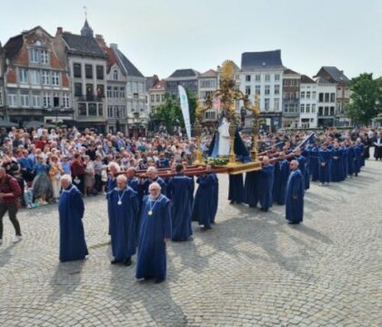Les évêques de Belgique ont assisté au 750e anniversaire de la procession de Hanswijk