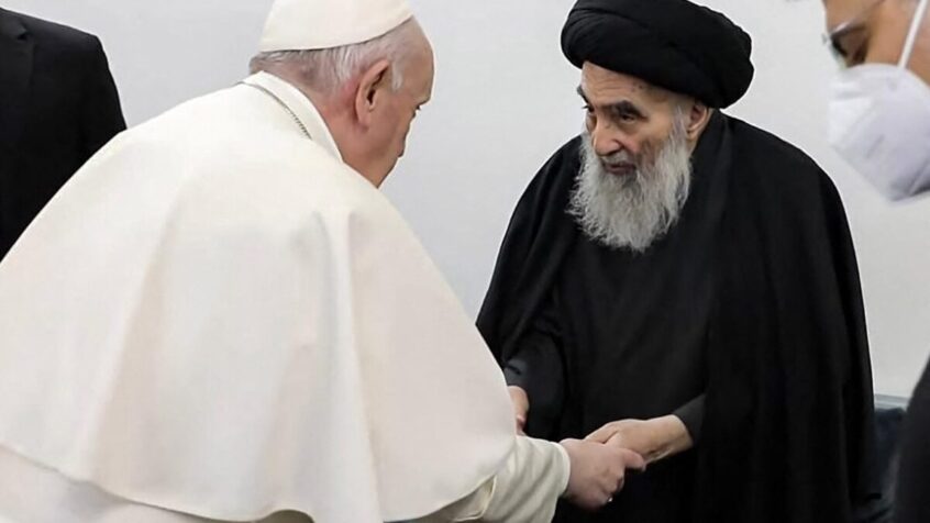 Le Pape appelle chrétiens et musulmans à témoigner de l&rsquo;amour dans un monde effrayé par la guerre