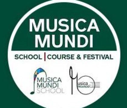 Le Cardinal De Kesel visite la Musica Mundi School à Fichermont