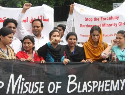 Pakistan: une chrétienne et un musulman arrêtés pour blasphème