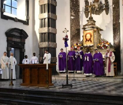Sant&rsquo;Egidio a célébré ses 55 ans avec le Cardinal De Kesel et le nonce Coppola