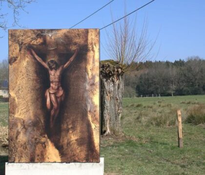 Un tour de Wallonie des chemins de croix en plein air
