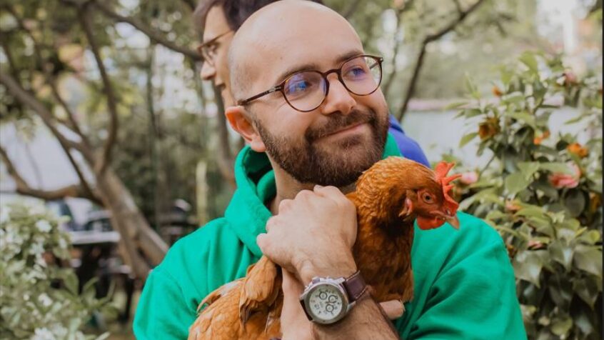 Qui est Julien Sébert, le nouveau référent en écologie intégrale pour Bruxelles?