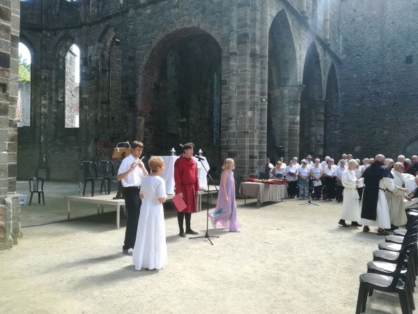 Les solistes lors de la 42 fête de la Saint Bernard à Villers-la-Ville