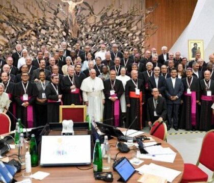 Synthèse du synode: vers une Église ouverte à tous et proche d&rsquo;un monde blessé