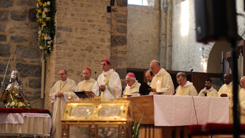 « Nous n’avons jamais fini de nous convertir » : Mgr Terlinden accueilli ce samedi à Nivelles