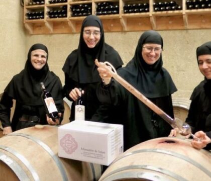 Objectif 3000 bouteilles de vin pour aider les sœurs de Solan à s&rsquo;équiper