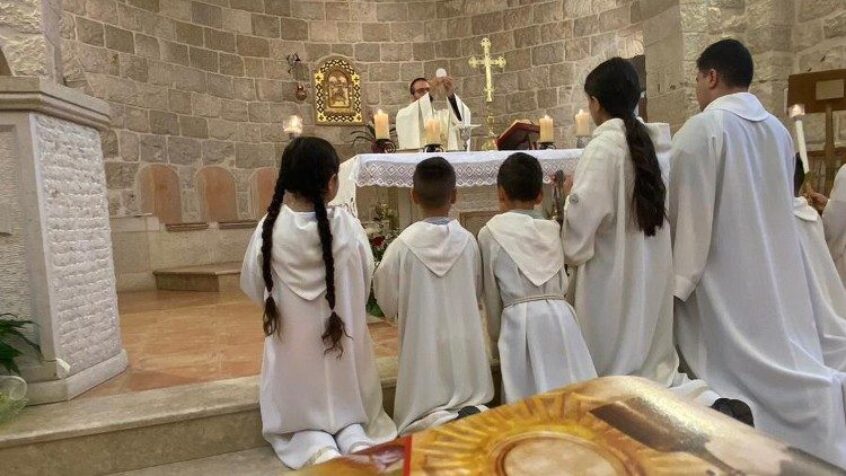 Célébrer Noël avec les enfants de Cisjordanie, malgré la guerre