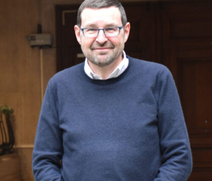 L&rsquo;abbé Olivier Fröhlich : « Je préfère les prêtres qui ont un peu de mal à quitter un lieu »