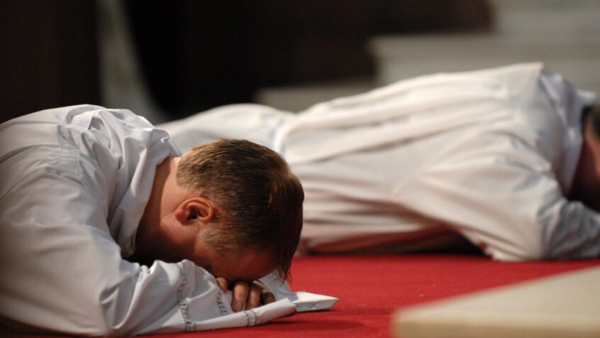 Trois ordinations diaconales ce dimanche à Namur !