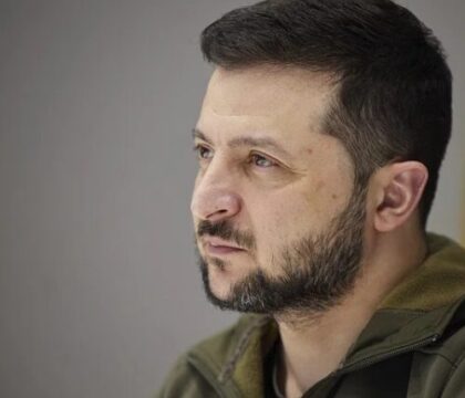 Le président ukrainien salue l&rsquo;aide du pape