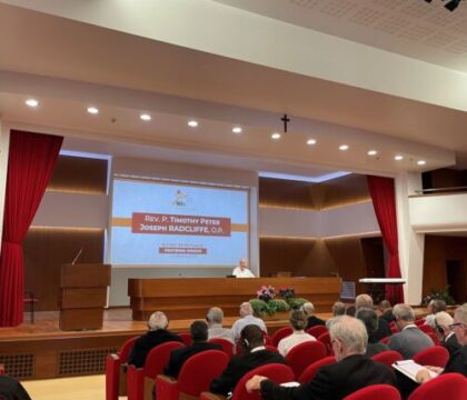 Synode à Rome: « Nous sommes appelés à apprendre la grammaire de la synodalité »