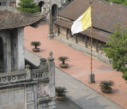 Les catholiques vietnamiens espèrent la visite du pape