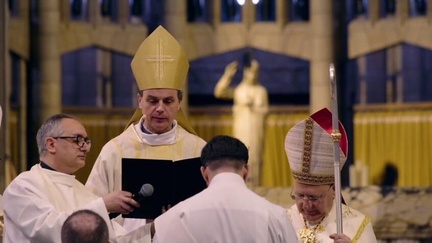 Retrouvez en vidéo et en photos la messe d’ordination de David Nas