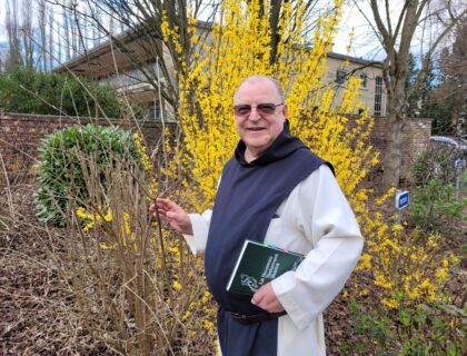 Père Jacques Pineault : « C’est vraiment extraordinaire ce qu’un mourant peut nous laisser comme témoignage »