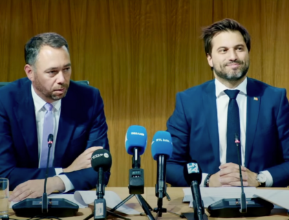 Fusion de fabriques d&rsquo;église, réaffectation de lieux de cultes… Que prévoit le gouvernement Azur en matière de religion ?