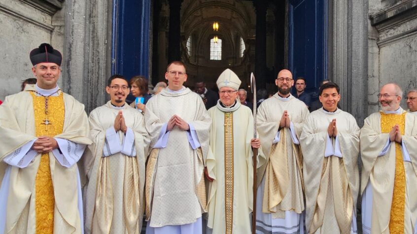 Patrick, José-Miguel, Gustavo-Adolfo et Luciano : les quatre « nouveaux » prêtres du diocèse
