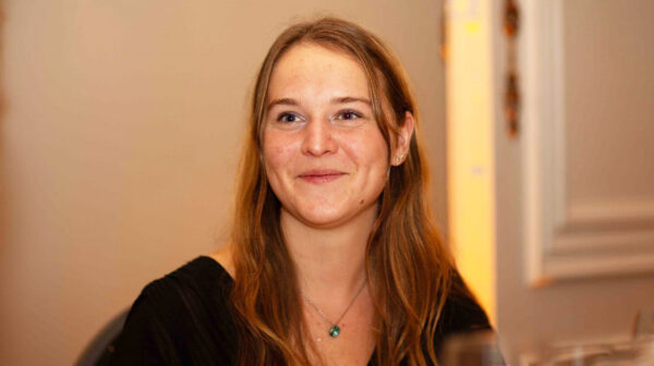 Sarah Rottier : Une jeune Belge fait sa rentrée dans une école… de louange !