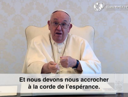 Vidéo du Pape : En ce mois d&rsquo;ouverture du Jubilé, François nous invite à être des « pèlerins de l’espérance » 