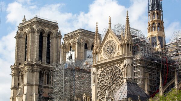 Réouverture de Notre-Dame: « Le pape n’aime pas l’Europe? N’est-ce pas plutôt l’Europe et la France qui boudent le christianisme ? »