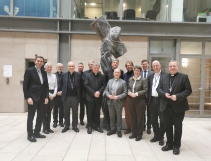 A Paris, différentes conférences épiscopales d&rsquo;Europe ont abordé les défis actuels de l&rsquo;Eglise