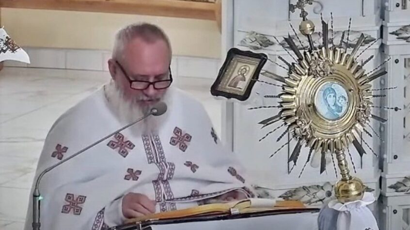 « Au milieu de la torture, Dieu m&rsquo;a maintenu debout » : le témoignage glaçant d&rsquo;un prêtre ukrainien libéré d&rsquo;une prison russe