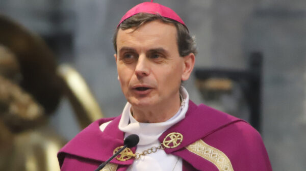 La grande interview de Pâques de Mgr Terlinden: « Les catéchumènes nous obligent à revoir nos priorités pastorales »