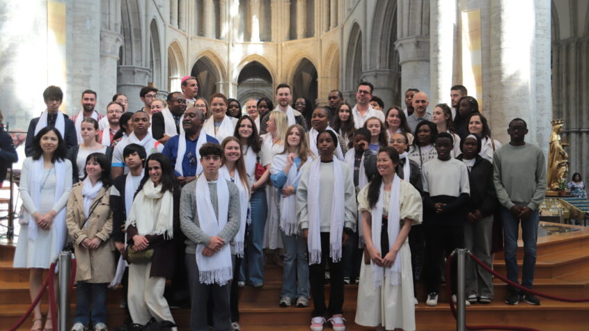 Dimanche in Albis : les nouveaux baptisés fêtés à la cathédrale