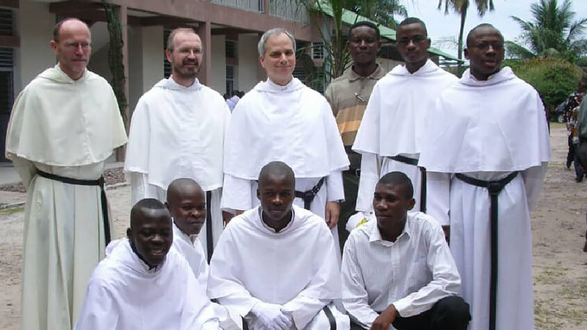 Quand Robert Francis Prevost visitait les communautés de Saint-Augustin au Congo