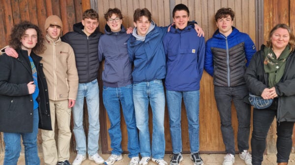 Ces jeunes Belges sont de retour de Taizé : « Là-bas, chacun s’adressait à l’autre sur un pied d’égalité »