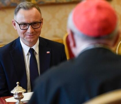Le président polonais Andrzej Duda clôt son mandat par une rencontre avec le pape Léon XIV
