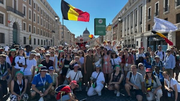 Jour 3 du Jubilé des Jeunes : À la découverte du Chemin Néocatéchuménal… et ses 90 jeunes pèlerins !