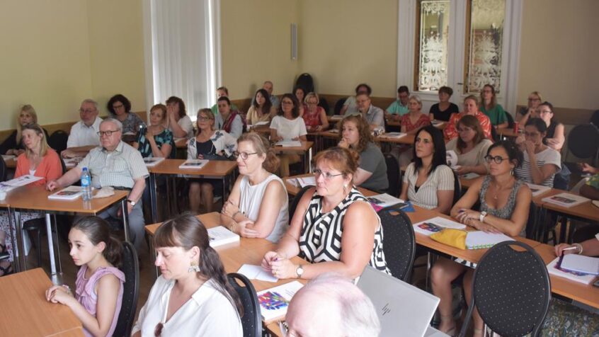 Cours de religion: un nouveau programme comme lecture de vacances