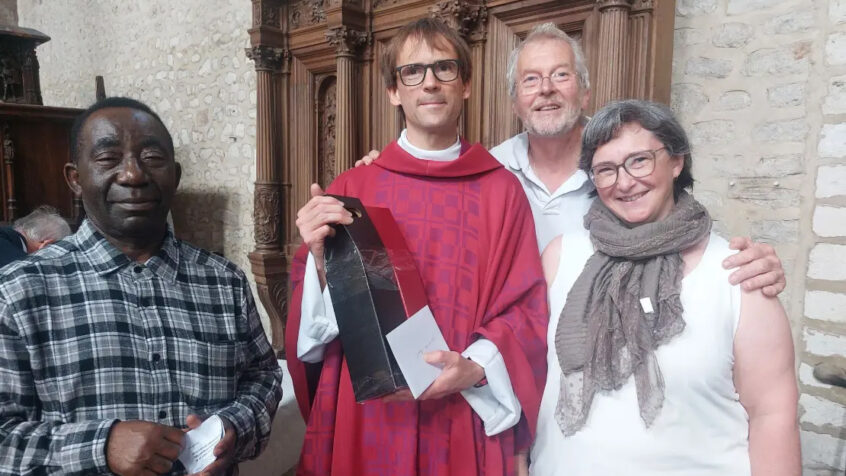 Cet été, c&rsquo;est la &lsquo;danse des vicaires&rsquo; en Brabant wallon: « dire au revoir à un prêtre, c&rsquo;est toujours difficile »
